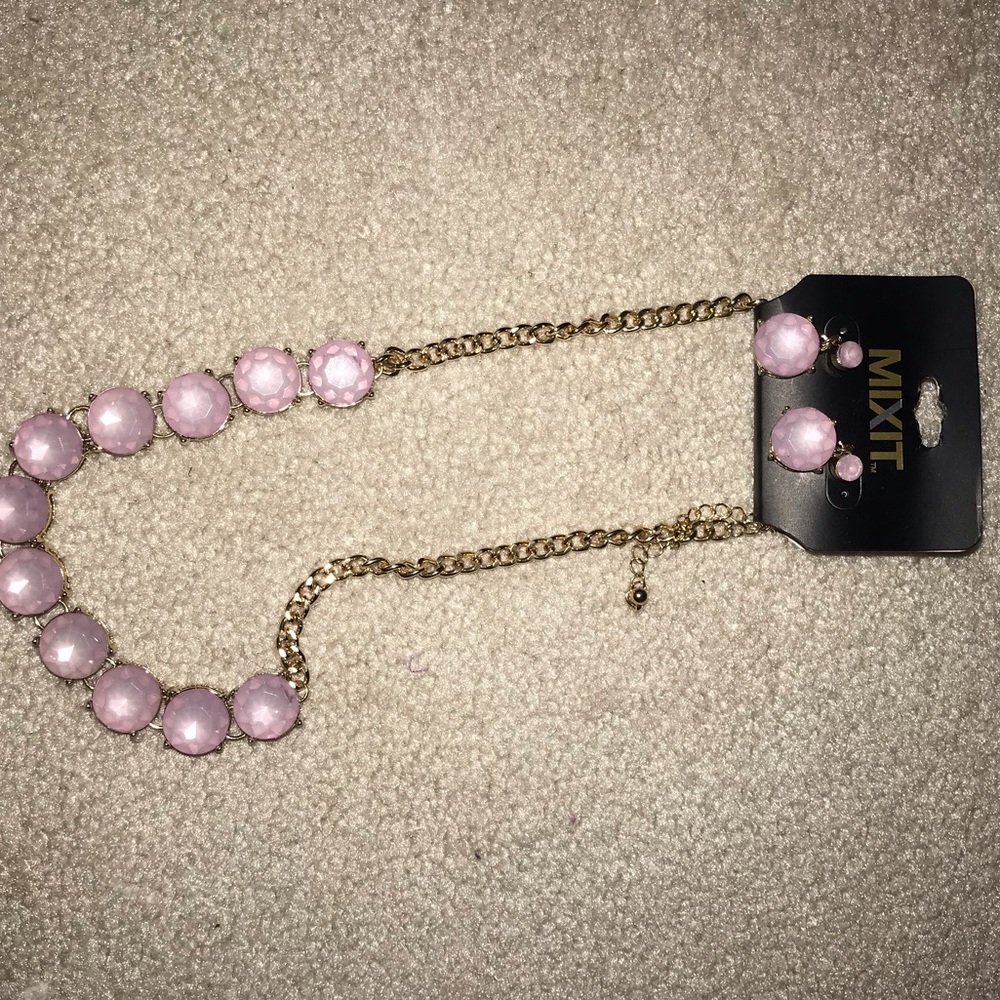 Necklace earring set new